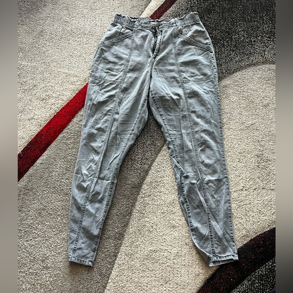 Old Navy Paperbag 2PC Bundle Pants - Picture 2 of 7